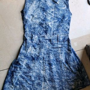 Short dress for pretty girls