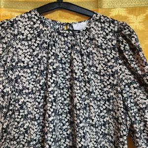 Full Sleeve Crepe Floral Top