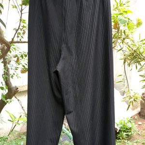 Relaxed Trousers With Side Slit