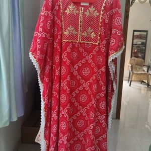 Red Kaftan