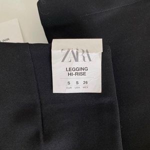 Zara Flared Leggings( BRAND NEW)