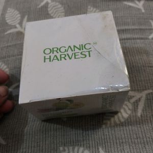 Organic Harvest Brightening Day Cream Vitamin C