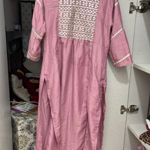 Beautiful Vargna Branded Kurti For Medium