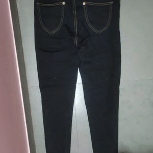 Black Skinny Jeans