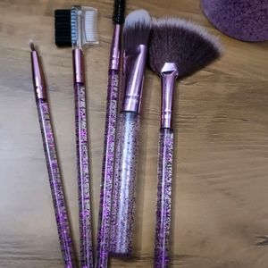 Makeup Brush