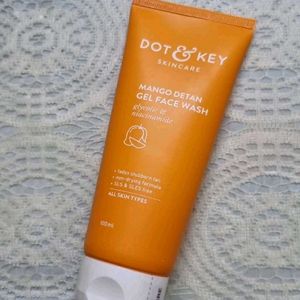 Dot&Key Mango Face Wash