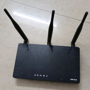 D- link 819 Wifi Router | Wi Fi Device