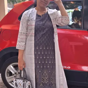 Sleeveless Kurti With Shrug