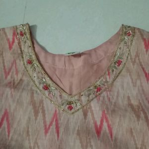 Nayra Cut Kurti