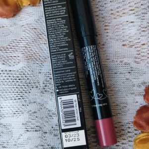 COMBO OF 3 PLUM Twist&Go Matte LipstickLightweight