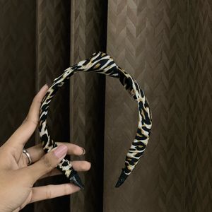 Knotted Hair Band