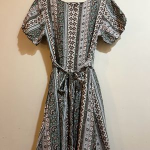 Korean Green Pattern V Neck Dress