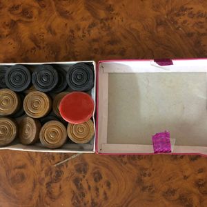 CARROM COINS WITH BOX