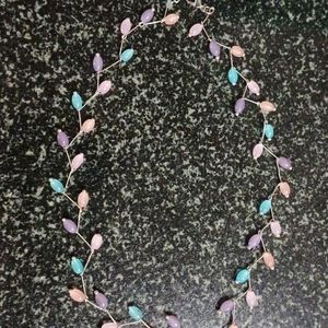 Leaf Like Bead Necklace