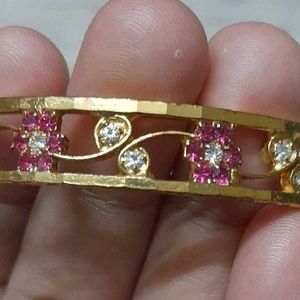 Pink and White Stones Flowers Bangle Set of 2