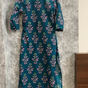 Teal Coloured Floral Kurta (xs)