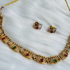 Choker/Necklace Set (New)(not Used)