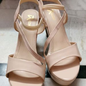 Women Cream Coloured Block Heels