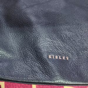 Am Selling My Used Sisley Branded Handbags