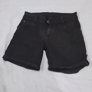 Shorts- W 28