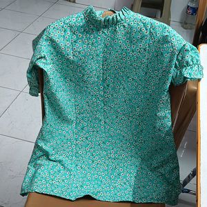 PolyCotton Top With Floral Design