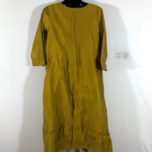 Olive Green Emboridered Kurta Set(Women’s)