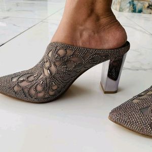 New Stylish Heels For Girls