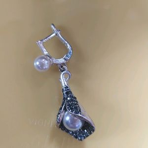 Mermaid Pearl Earrings