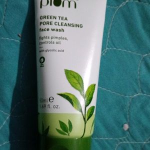 Plum Green Tea Pore Cleansing Face Wash