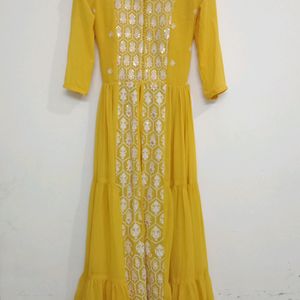 Nayra Cut Long Gown