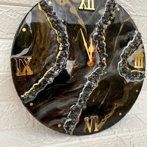 Resin Clock