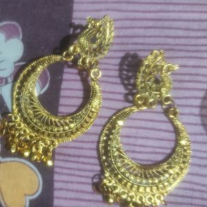 Earings