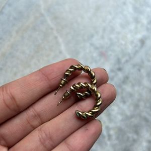 TWISTED DEEP GOLD EARRINGS