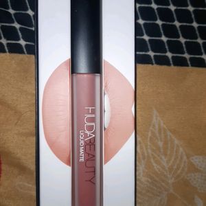 Huda Beauty Lipstick