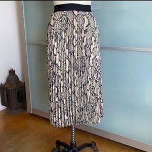 H&M Snake Printed Skirt