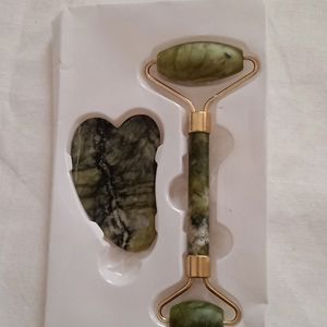 Facial Massager Jade Rollar With Gua Sha