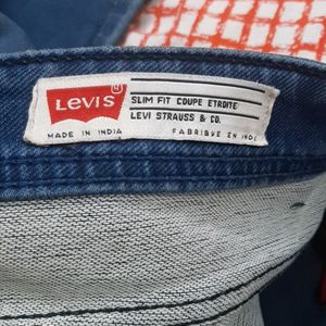 Import Levis Jeans