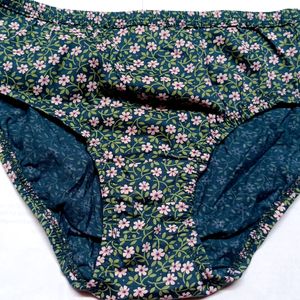 Set Of 2 New Printed Panties Size Medium