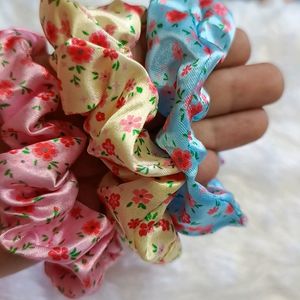 Pick Any 2 Scrunchies At Rs.45