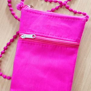 Magenta Colour Slingbag💓