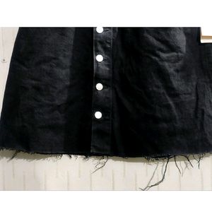 🎀 Denim Skirt From Womens.🎀🌹 Length/18