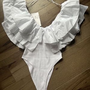 Zara white voluminous ruffle poplin bodysuit