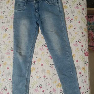 Stylish Jeans For Girls/Women