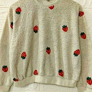 🍓STRAWBERRY🍓 Sweater