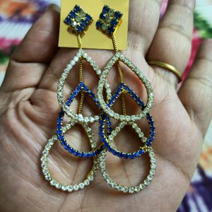 1+1 Traditional Ear Ring Combo In Blue & White