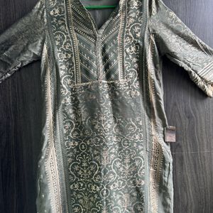 green kurti