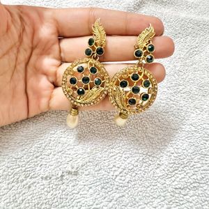 Golden Earrings With Green Diamond