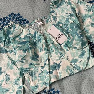 ZARA TOP GREEN & WHITE