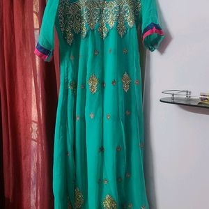 Women Chudidar Set