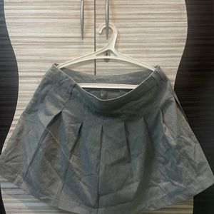 H&M Mini Shirt- Medium